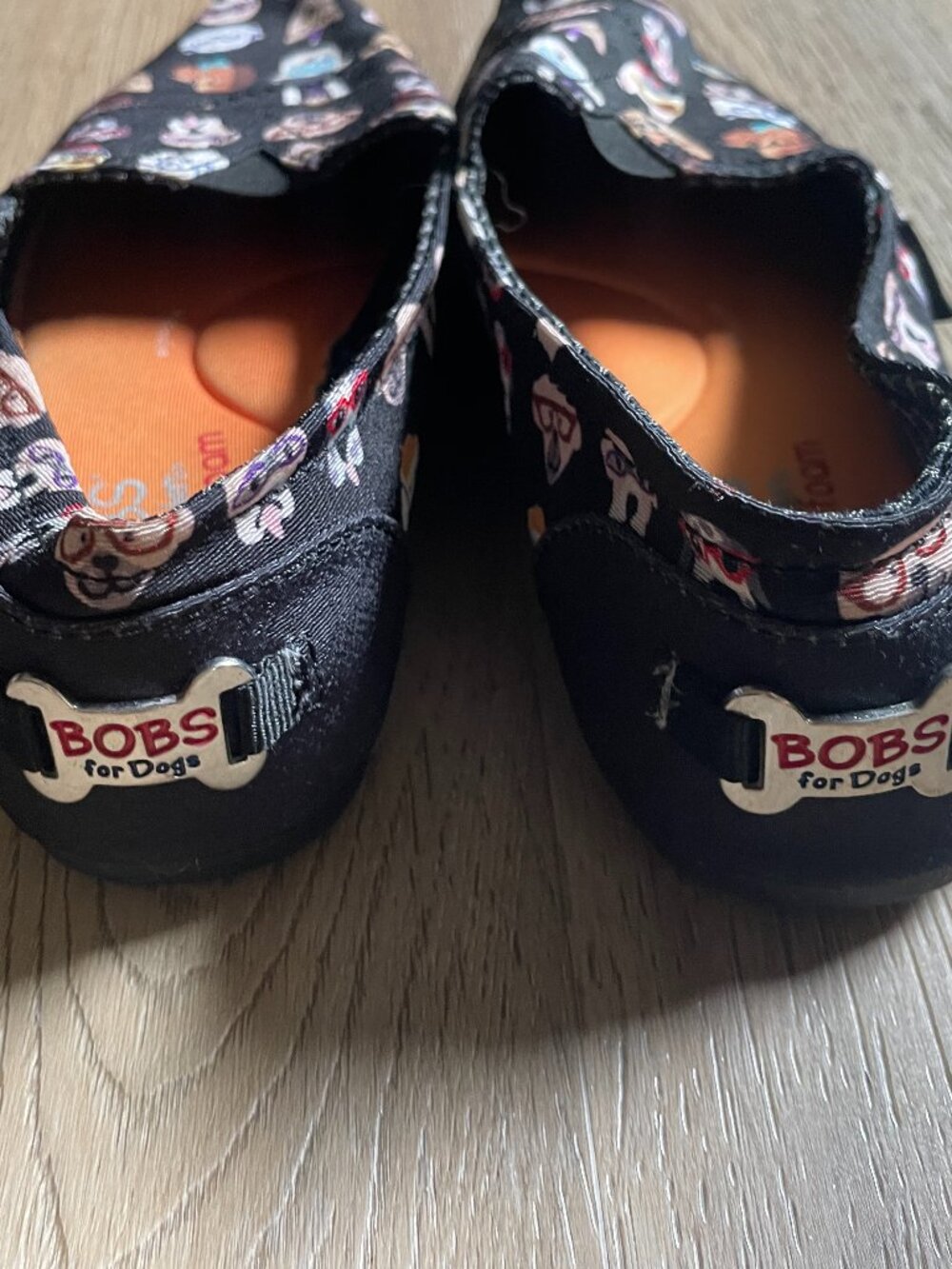 BOBS Sketchers “For Dogs” Woman’s Size 7.5 Memory Foam Comfy Puppies Pup Smart! - Picture 8 of 8